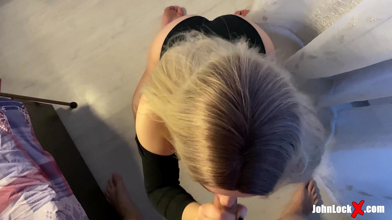 Redhead Sucking Dick og Fucking Up, får Cum på hendes røv